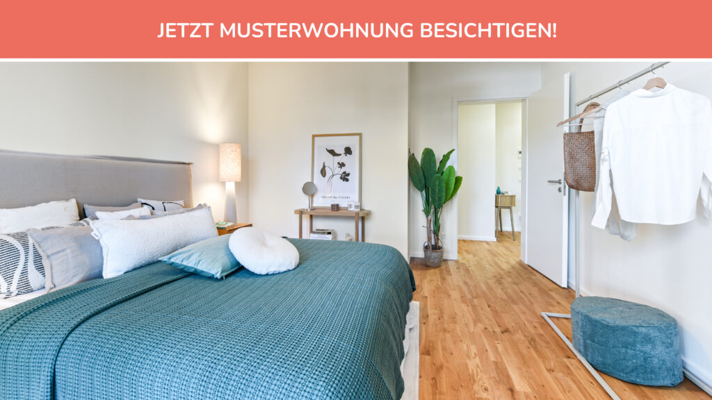 Modern eingerichtetes Schlafzimmer mit Doppelbett und Holzfußboden.